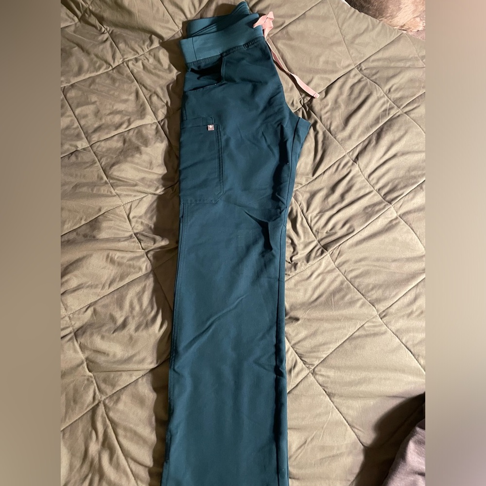 Figs sets available in multiple colors! - Picture 10 of 13